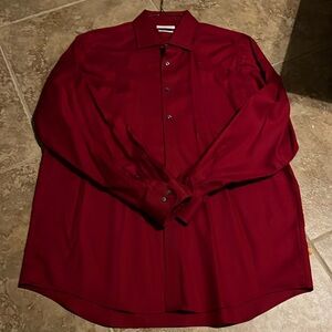 Men’s Van Heusen dress shirt L 161/2 34/35 EUC